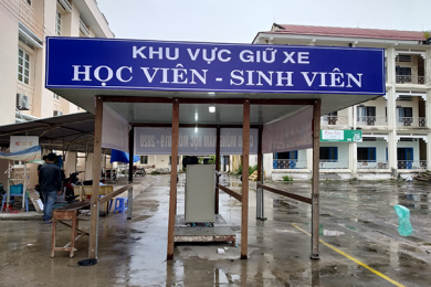 Dịch vụ giữ xe trường học